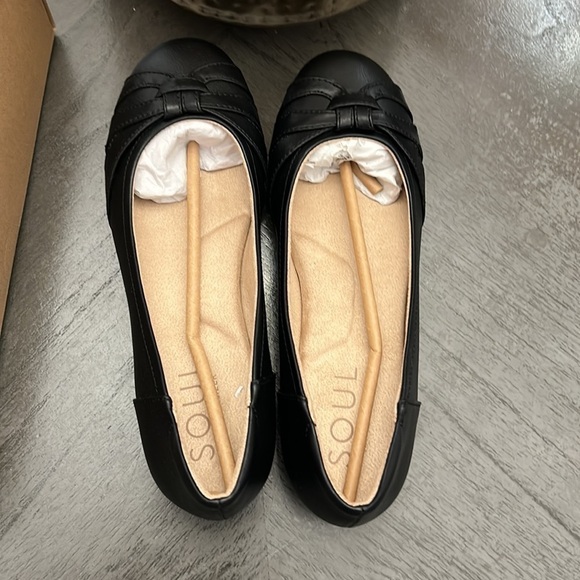 SOUL NATURALIZER Gift Flats - Picture 4 of 11